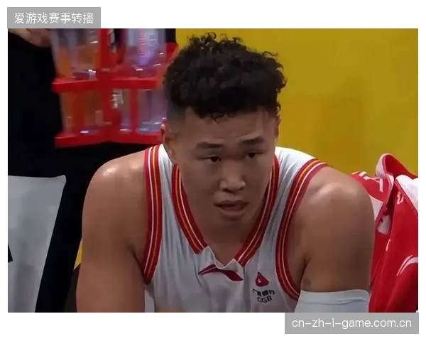 贺希宁赛季高光表现引领深圳队崛起,其无球跑动接球投篮成为球队关键战术核心 贺希宁赛季高光表现引领深圳队崛起,其无球跑动接球投篮成为球队关键战术核心